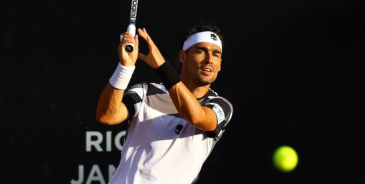 Fognini gets racquet stuck in wall | Tennismash