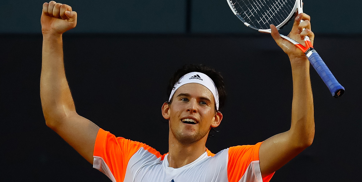 Thiem serves up clean tweener winner | Tennismash