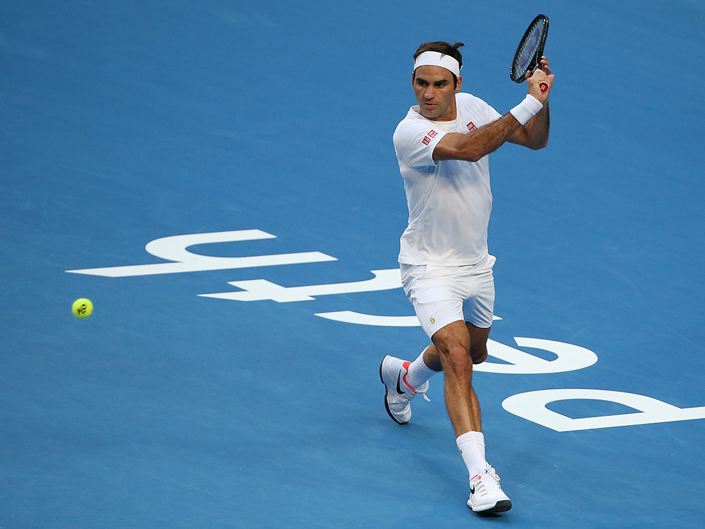 Roger Federer practices at Perth Arena ahead of the Hopman Cup (Getty Images)