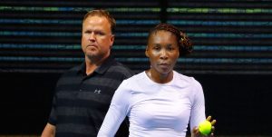 Venus Williams (R) and David Witt train at Melbourne Park during Australian Open 2018; Getty Images